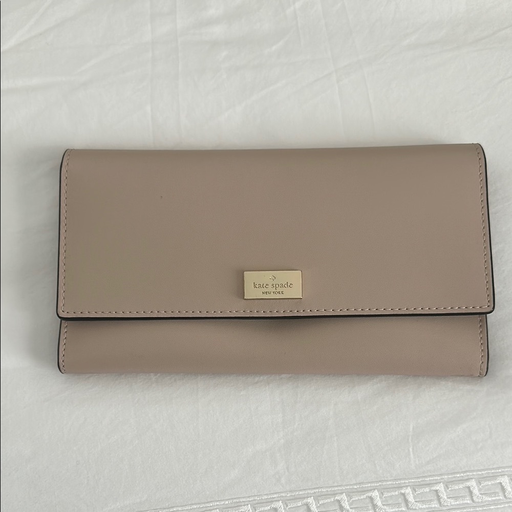 Kate Spade-SOLD!